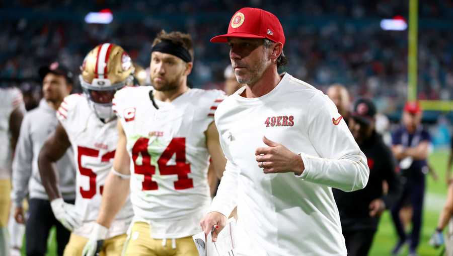 MIAMI GARDENS, FLORIDA - DECEMBER 22: Head coach Kyle Shanahan of the San Francisco 49ers runs off the field at halftime during the game against the Miami Dolphins at Hard Rock Stadium on December 22, 2024 in Miami Gardens, Florida. (Photo by Megan Briggs/Getty Images)